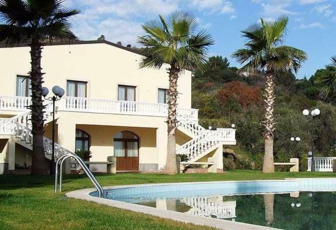 מסקלי Residence Ore Felici מראה חיצוני תמונה